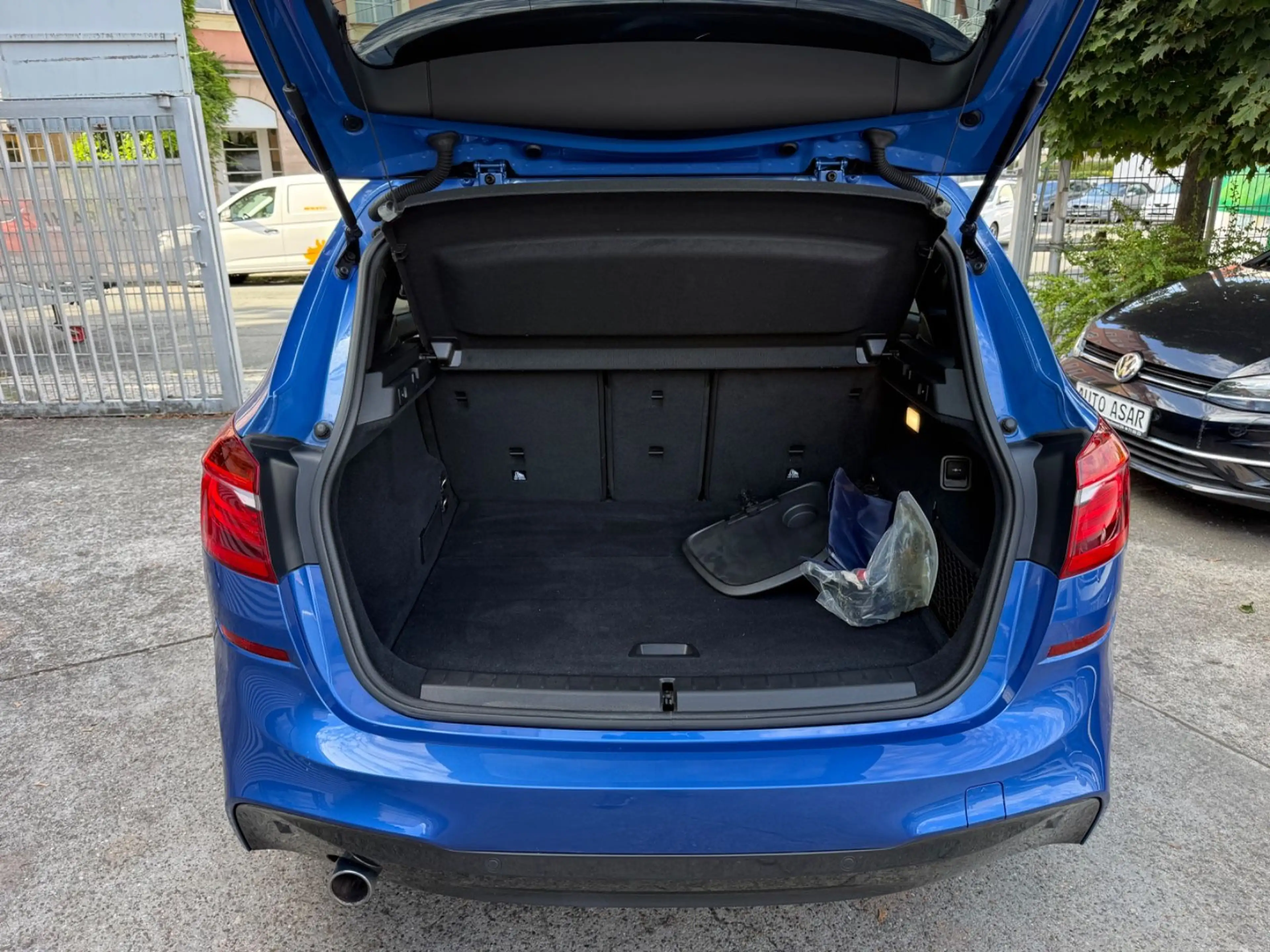 BMW 216 d Active Tourer M-PAKET/PDC/AHK/TEMPO/ — photo 10