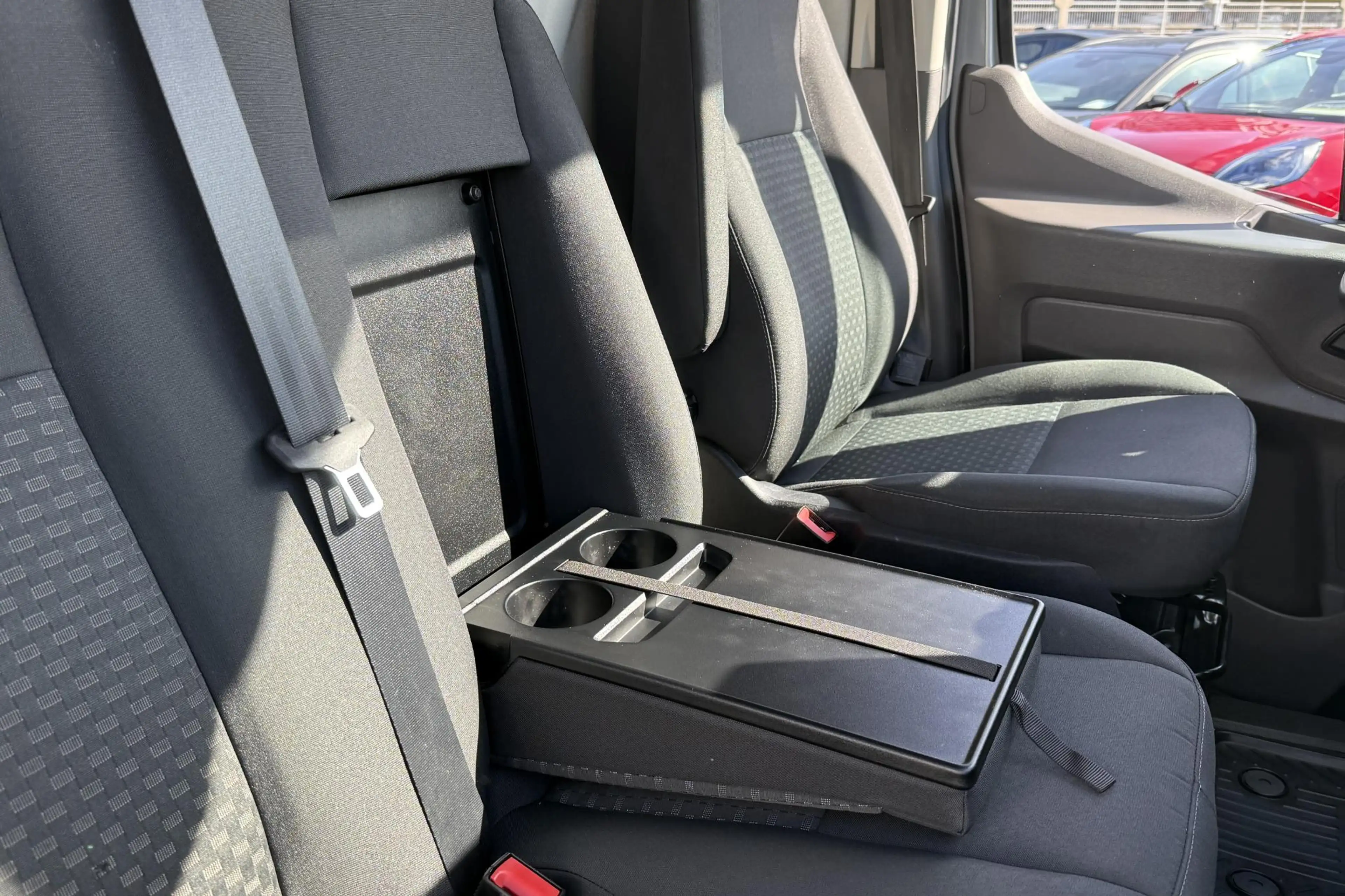 Ford Transit 350 2.0 TDCI L3H2 Trend — photo 11
