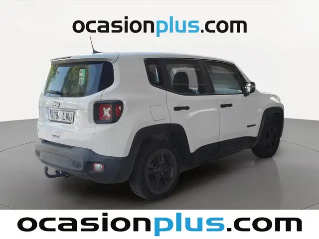 Jeep Renegade view 4