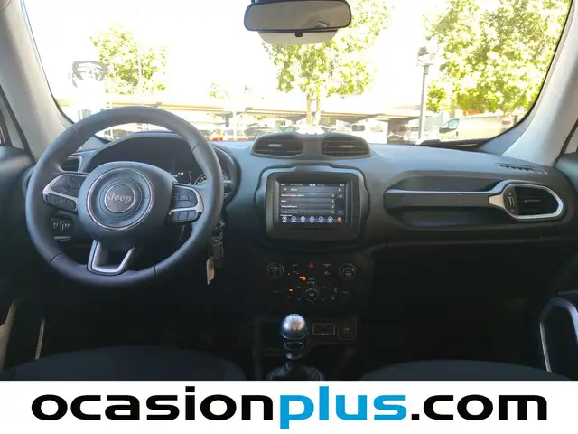 Jeep Renegade view 6