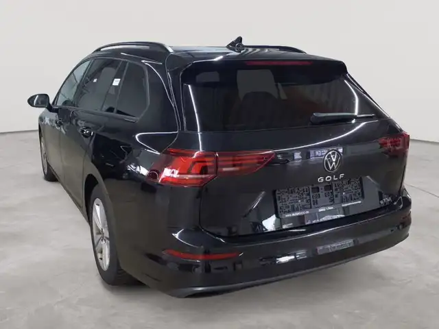 Volkswagen Golf view 5