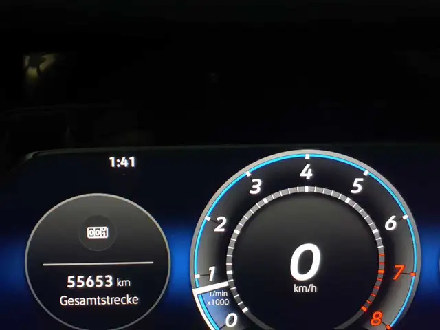 Volkswagen Golf view 11