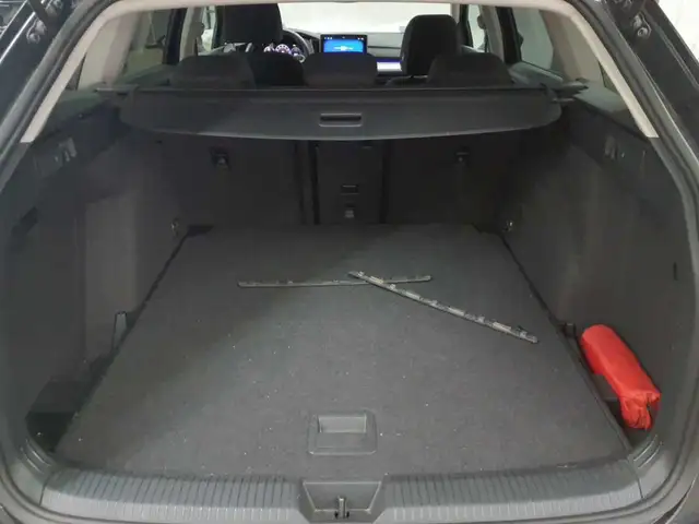 Volkswagen Golf view 15