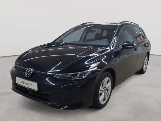 Volkswagen Golf view 2