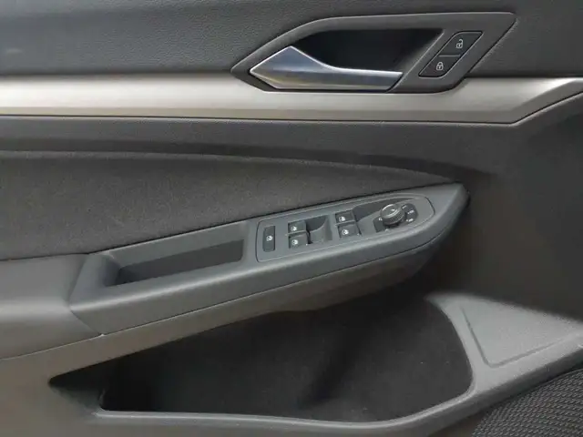 Volkswagen Golf view 16