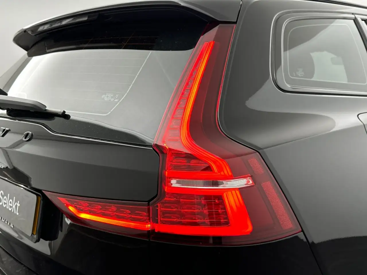 Volvo V60 2026 — фото 12