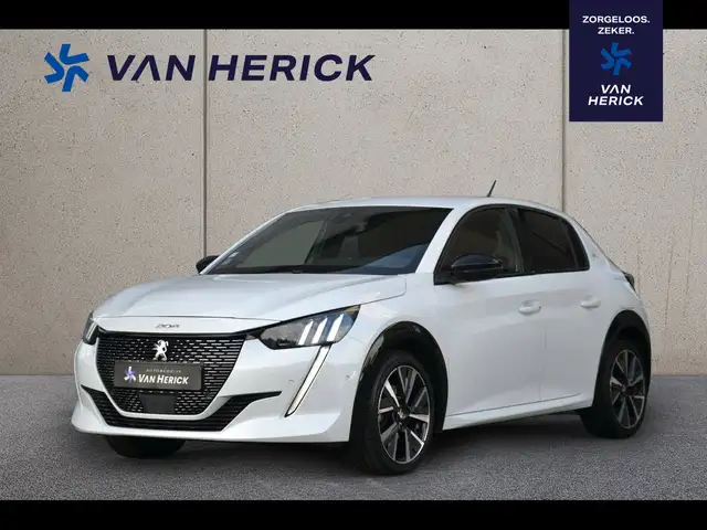 2021 Peugeot 208 in White for sale