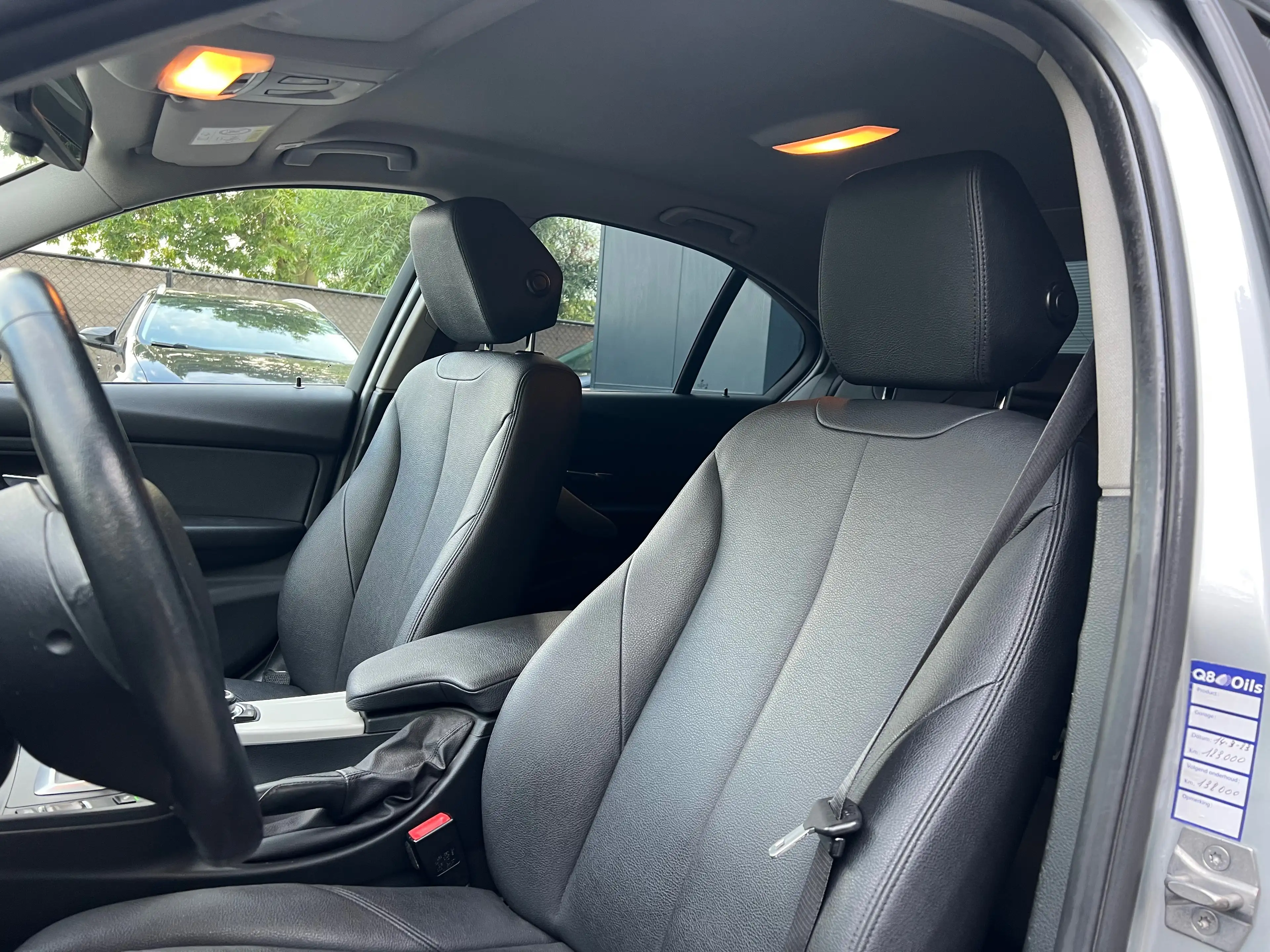 BMW 316 2.0l facelift Automaat Navi CruiseCntl HeadUp LED — photo 11