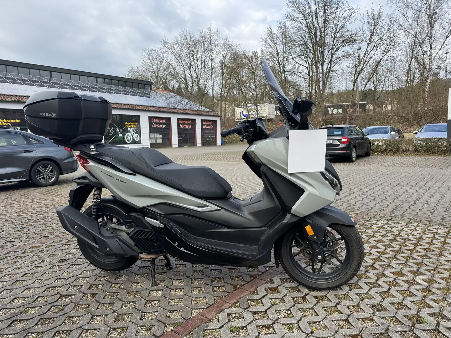 Honda Forza 125 Gri - 2