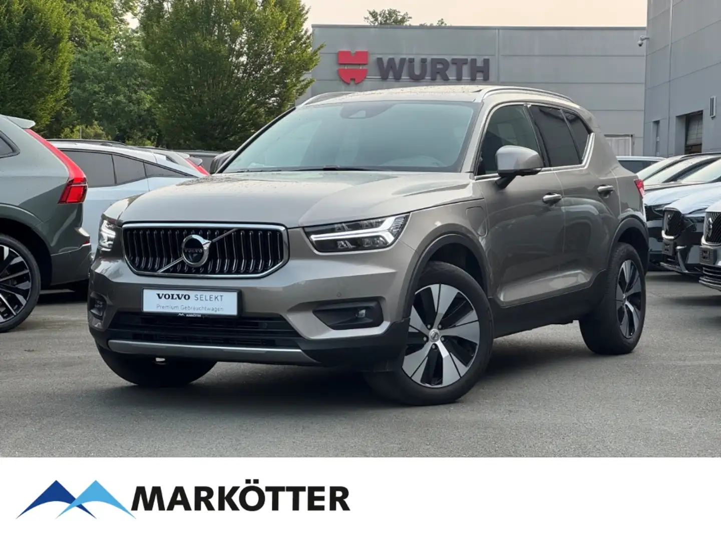 Volvo XC40 T5 Inscription Expression Recharge BLIS/PANO Grijs - 2