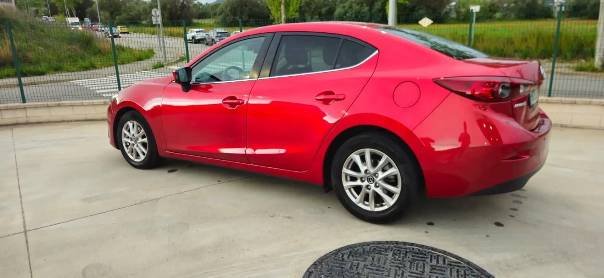 Mazda 3 Mazda3 2.0 Luxury Navegador 88kW - 1