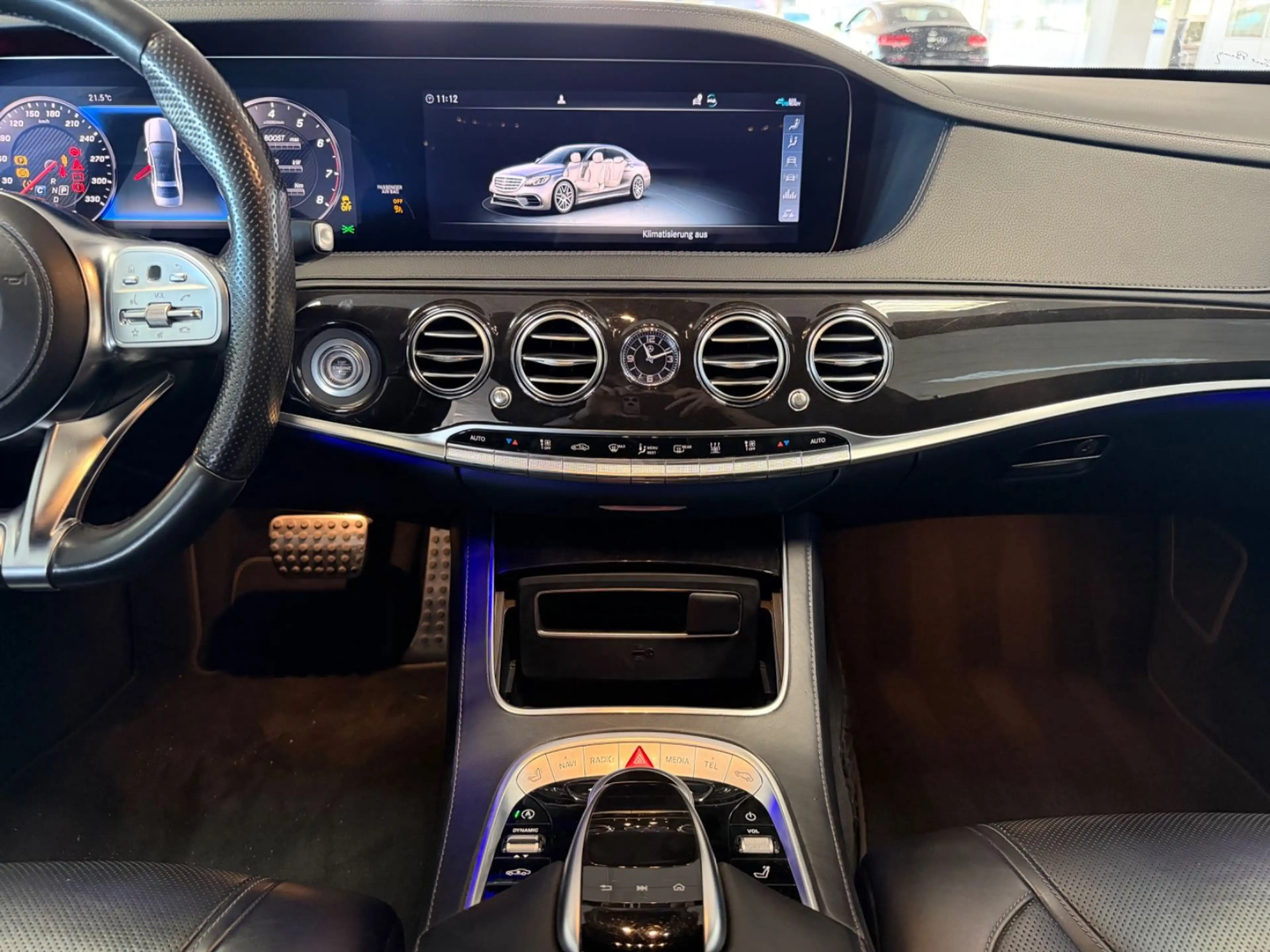 Mercedes-Benz S 400 d 4Matic AMG Line / SHZ / LED — photo 22