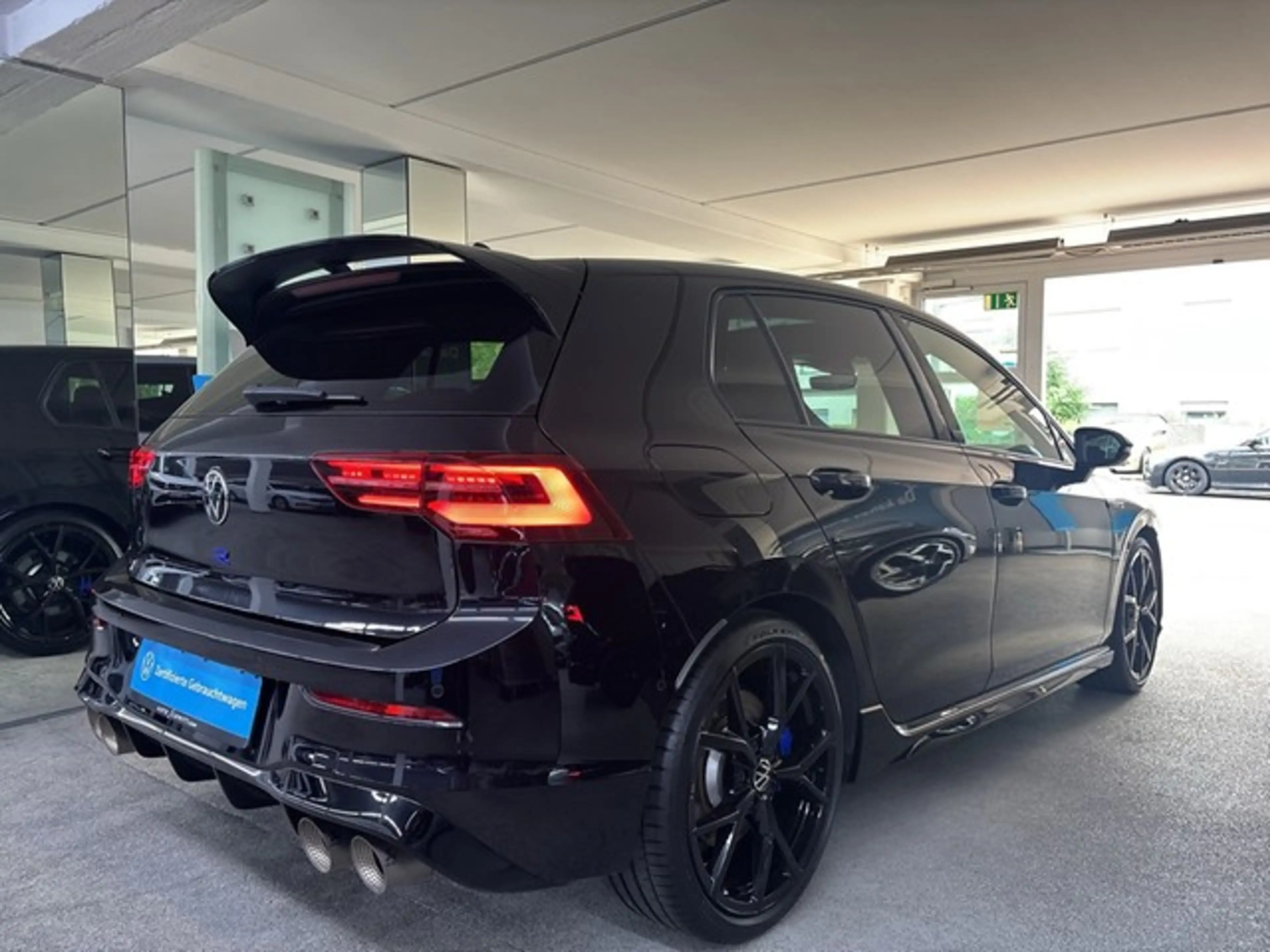 Volkswagen Golf R 2.0 TSI DSG R 20 Years 4M*PANO*KAMERA*HUD — photo 4