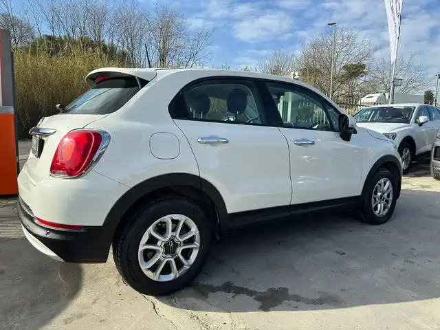 Fiat 500x view 11
