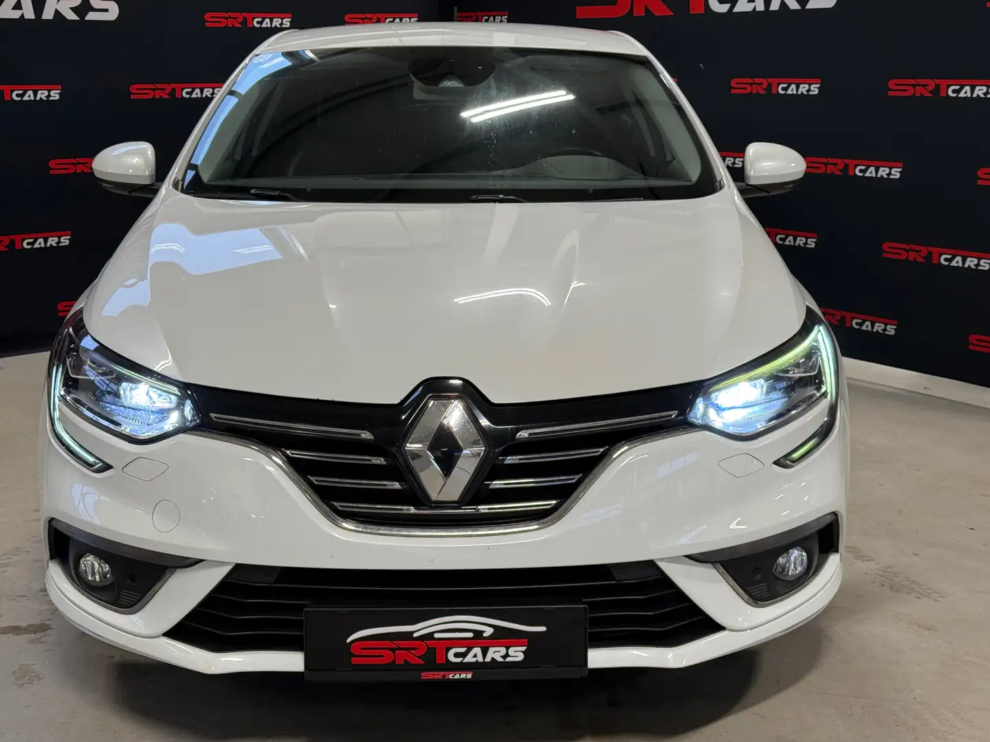 Renault Megane 130 dCi BOSE*Massage*Ambiente*Keyless*Assistenz Weiß - 2