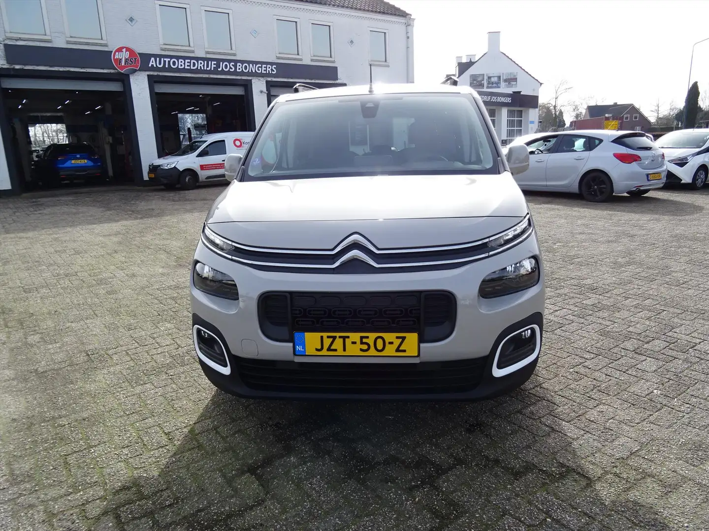 Citroen Berlingo 1.2 PureTech 110pk S&S XL Live Gris - 2