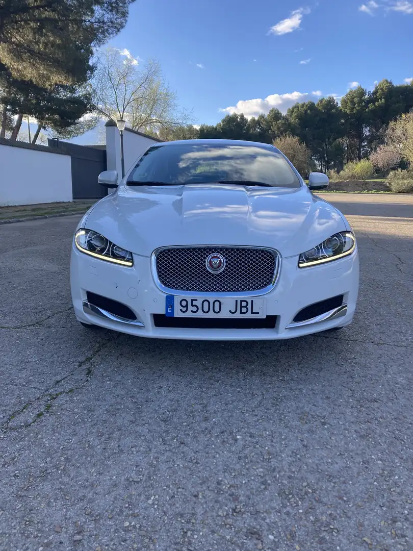 Jaguar XF 2.2 D - 2