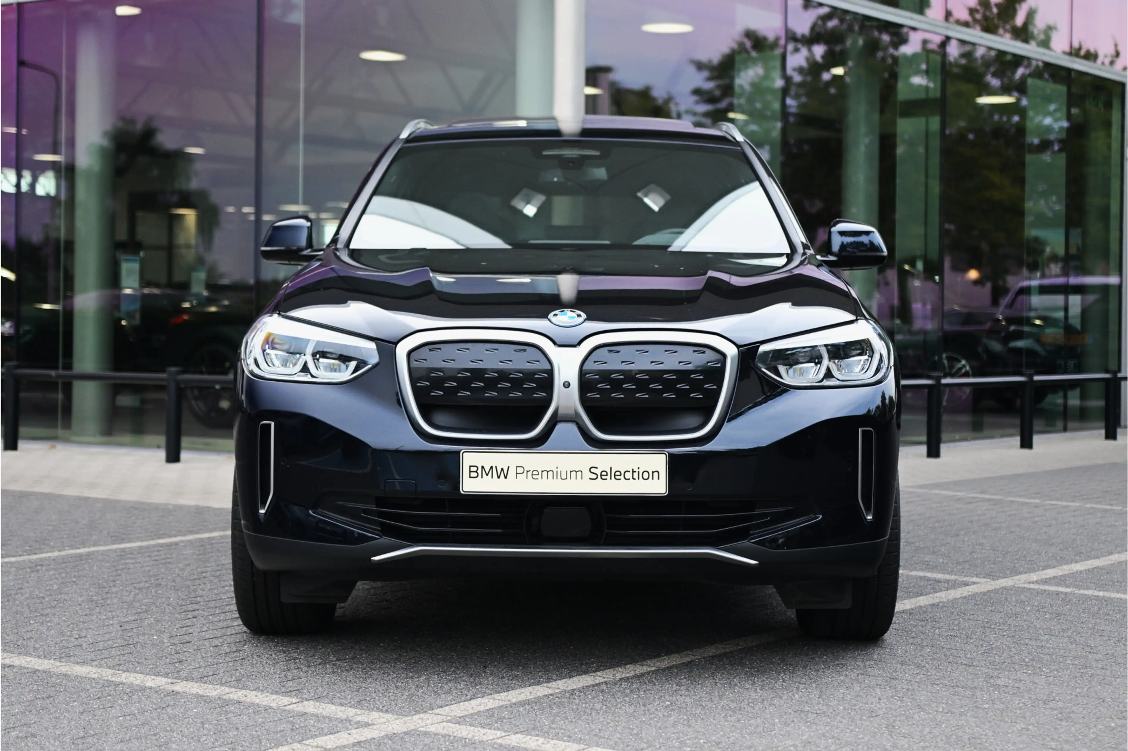 BMW iX3 High Executive / Sportstoelen / Comfort Access / H — photo 7