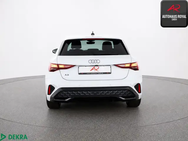Audi A3 view 4