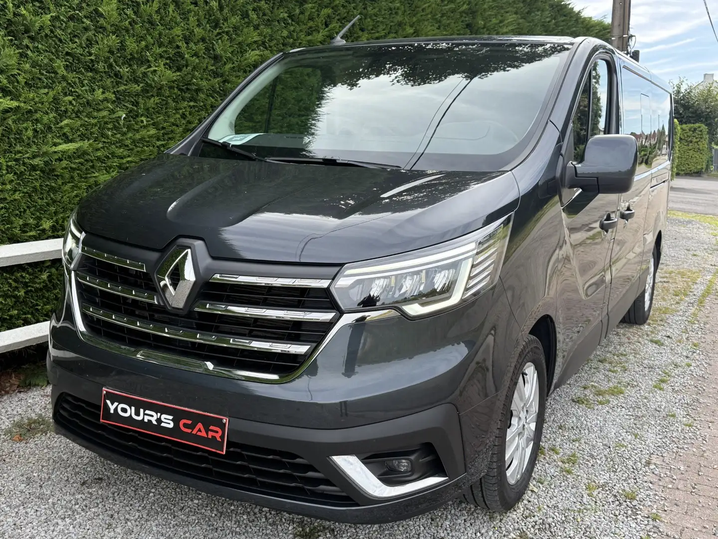 Renault Trafic 2.0dCi - Long Châssis - 9 Places - Led - Ecran Gris - 2