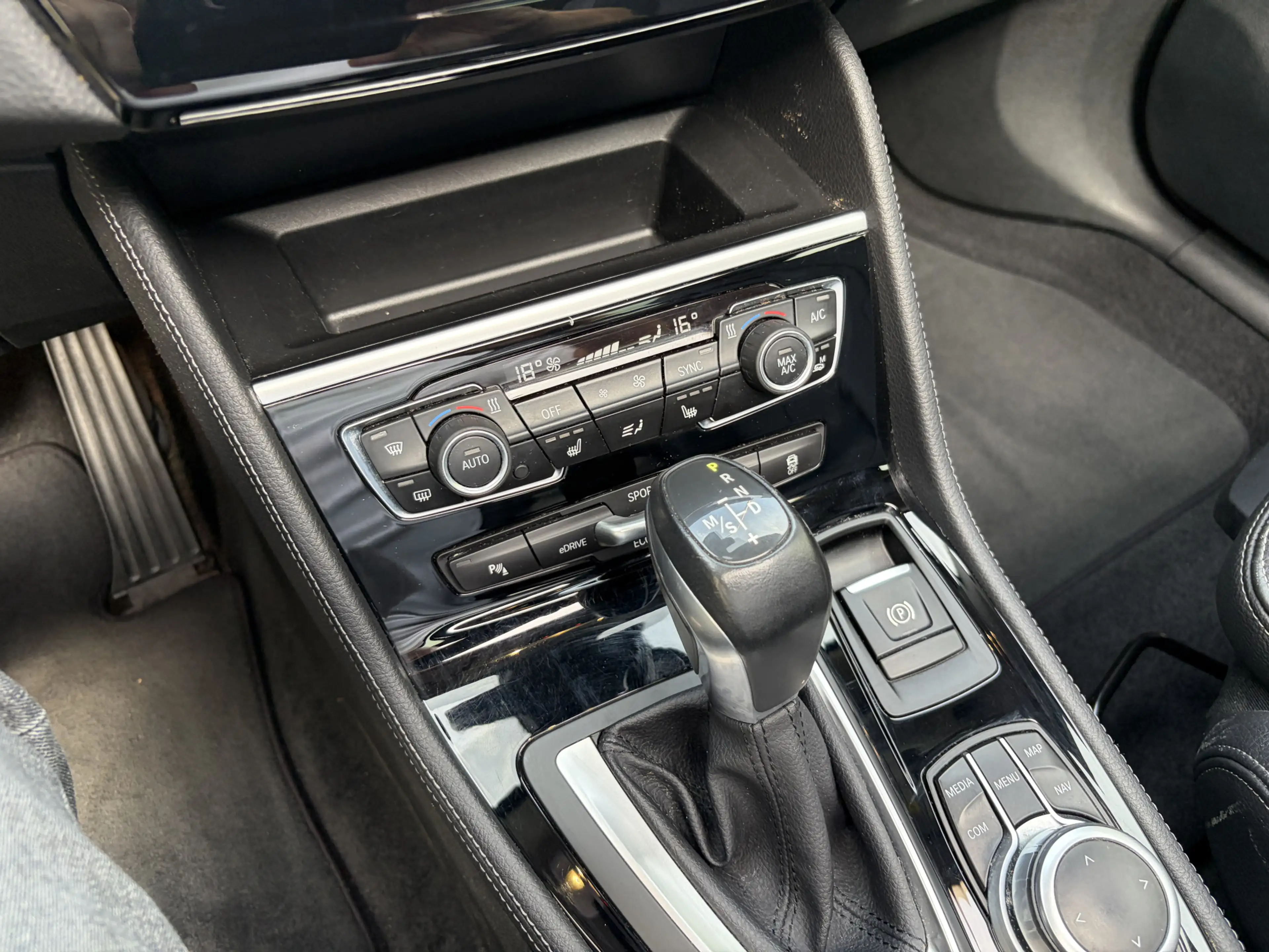 BMW 225 2-serie Active Tourer 225xe iPerformance High Exec — photo 12