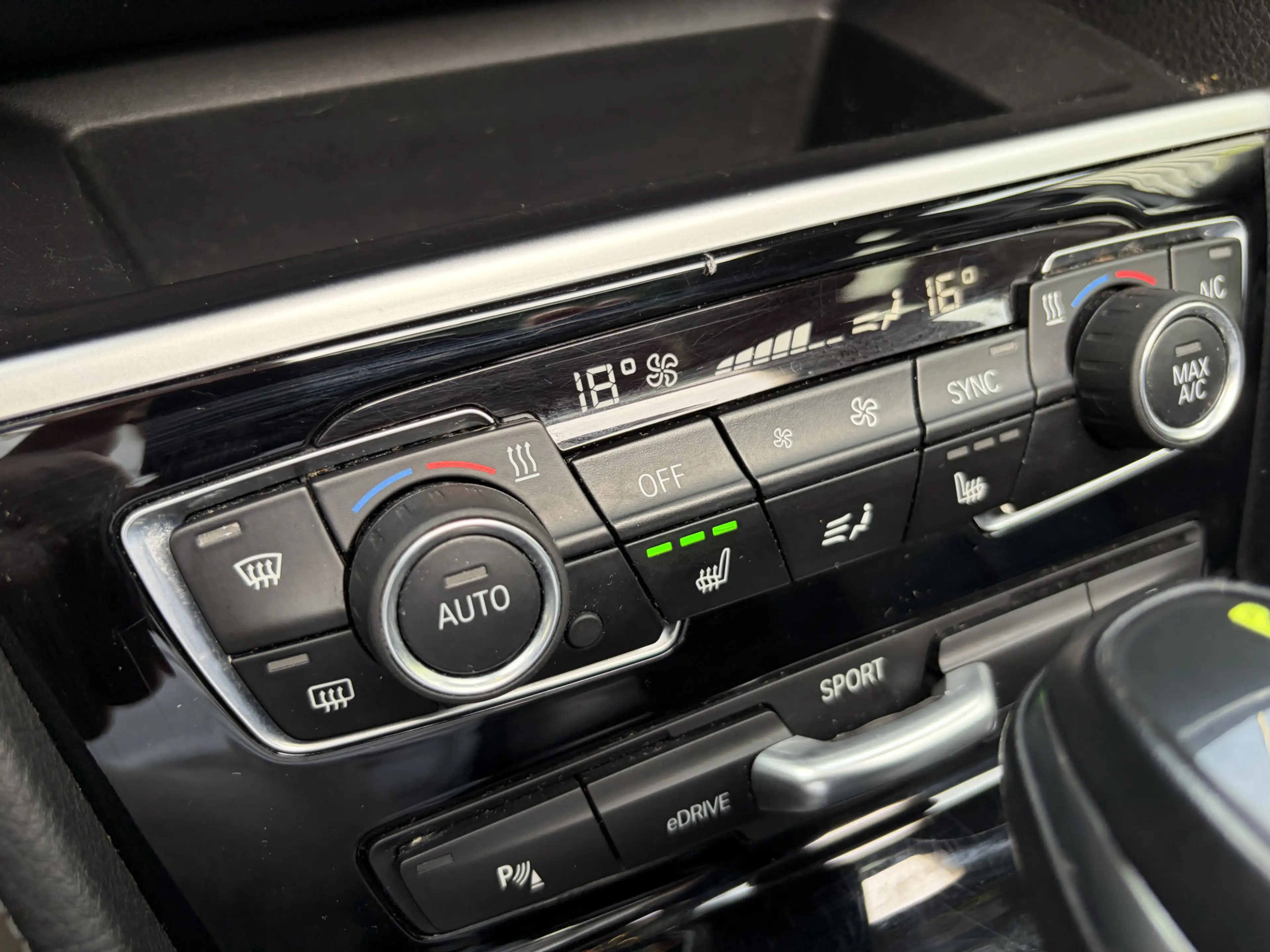 BMW 225 2-serie Active Tourer 225xe iPerformance High Exec — photo 14