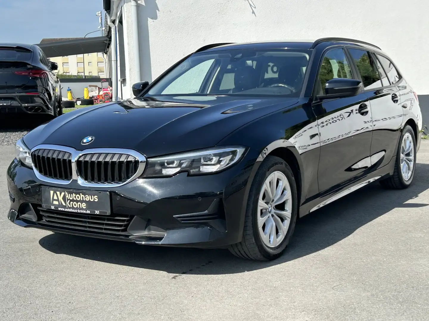BMW 320 d Mild Hybrid Advantage DISPLAY-KEY*STHZ* LIVE COC Schwarz - 2