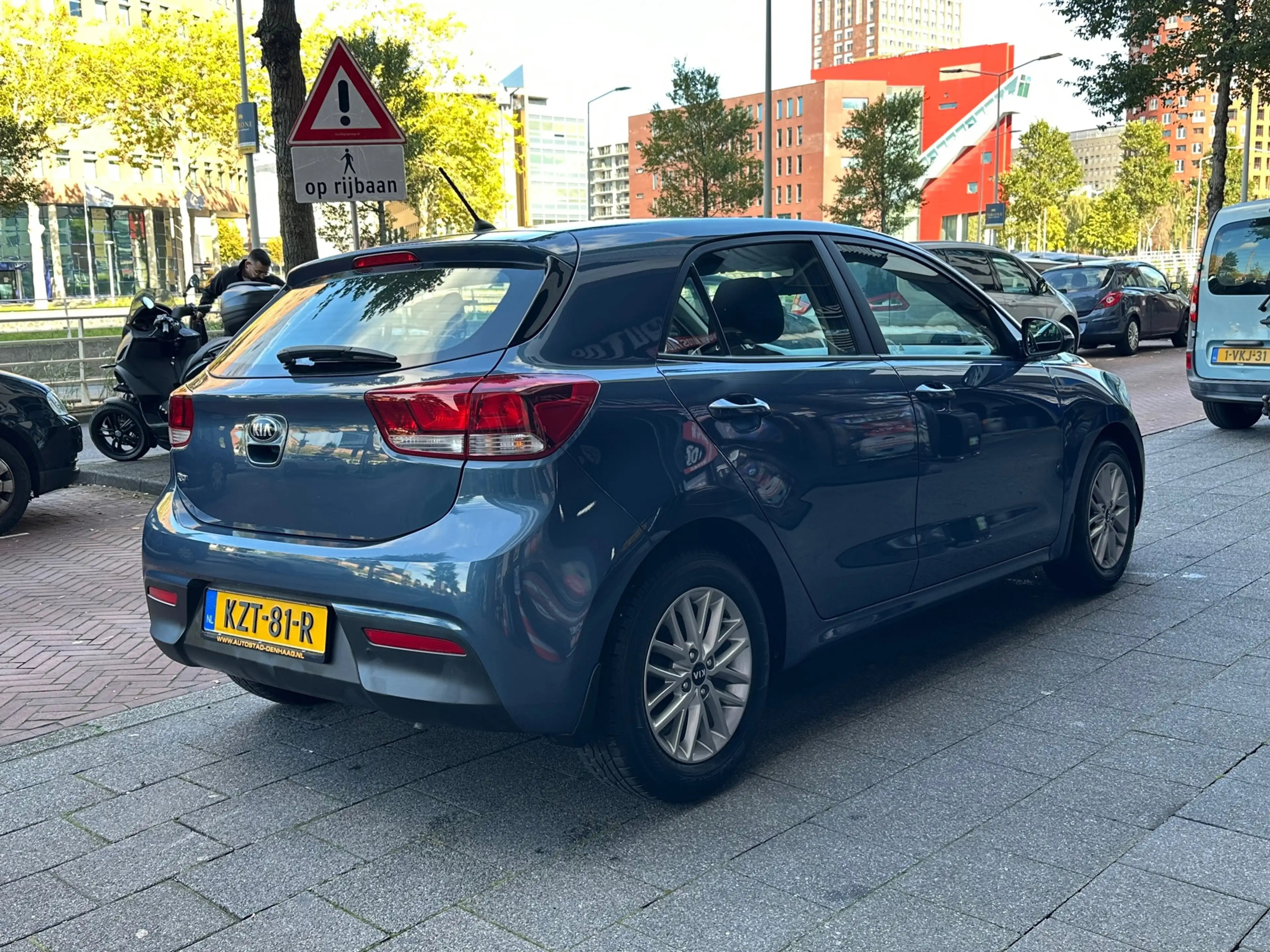Kia Rio 1.4 DynamicLine Automaat 5 Deurs Airco — photo 3
