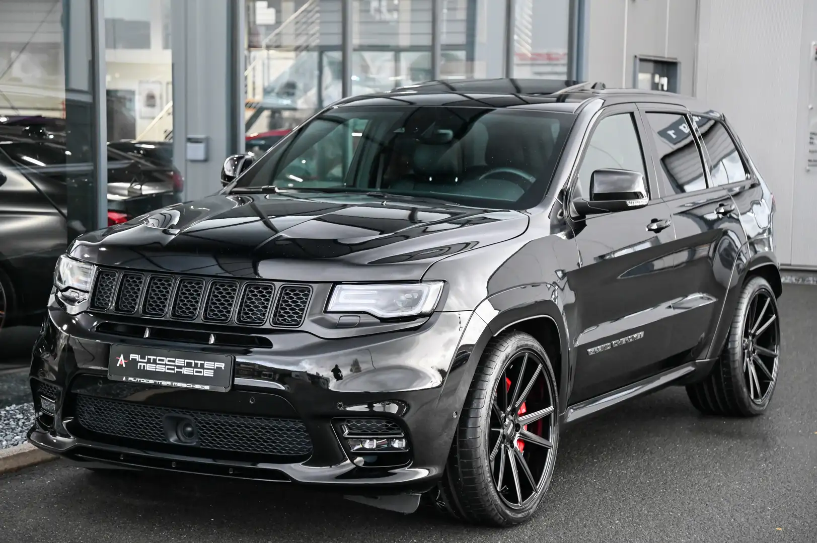 Jeep Grand Cherokee 6.4 V8 HEMI SRT Navi* Pano* 22 * Schwarz - 2