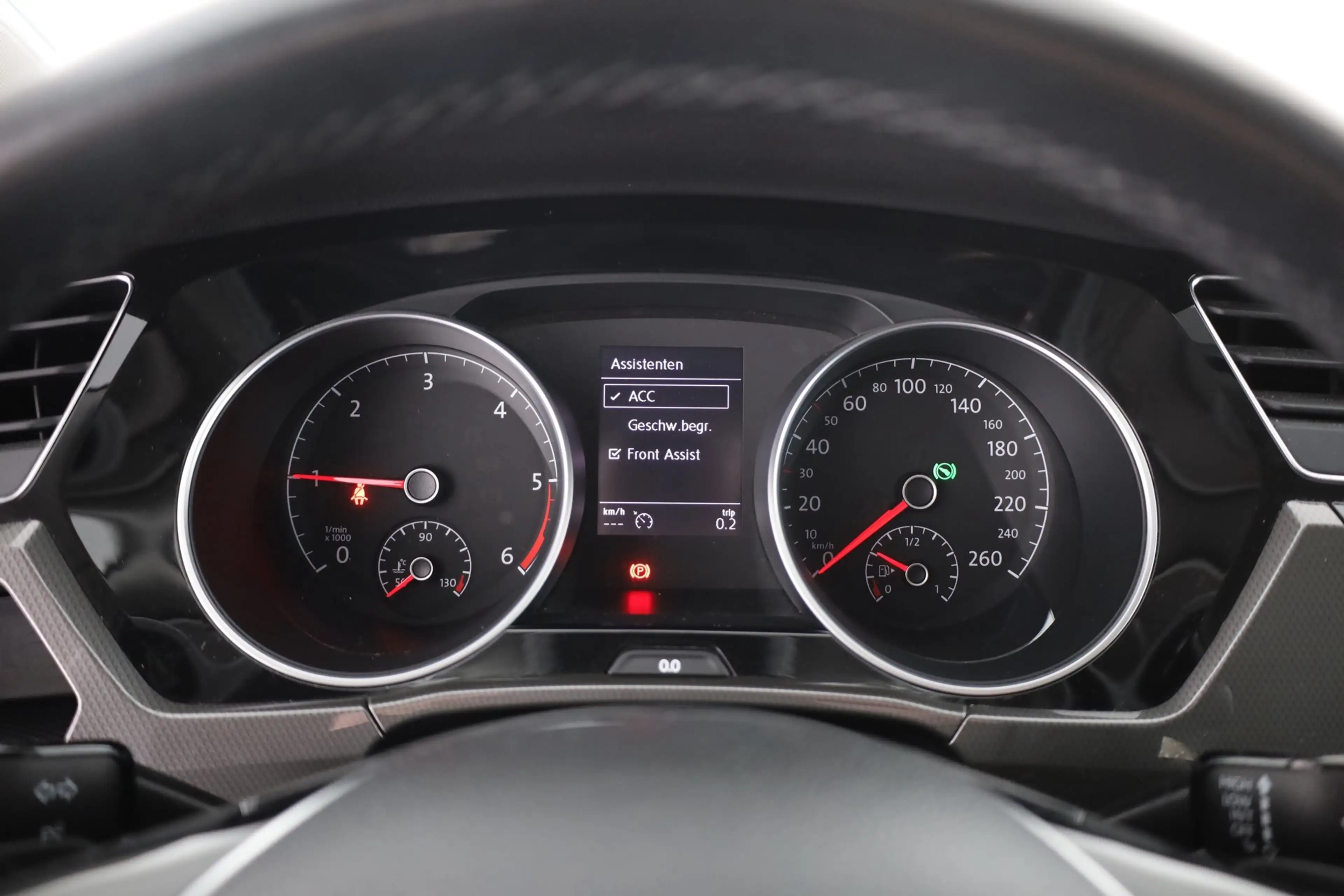 Volkswagen Touran 2.0 TDI DSG Join 7-Sitzer LED Navi ACC — photo 18