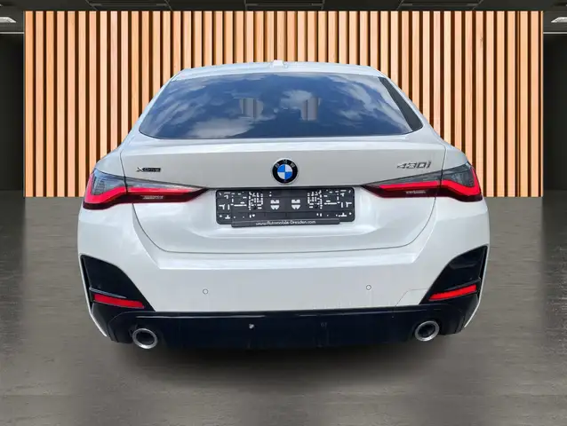 BMW 4 Series view 6