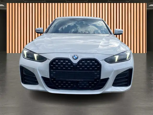 BMW 4 Series view 12