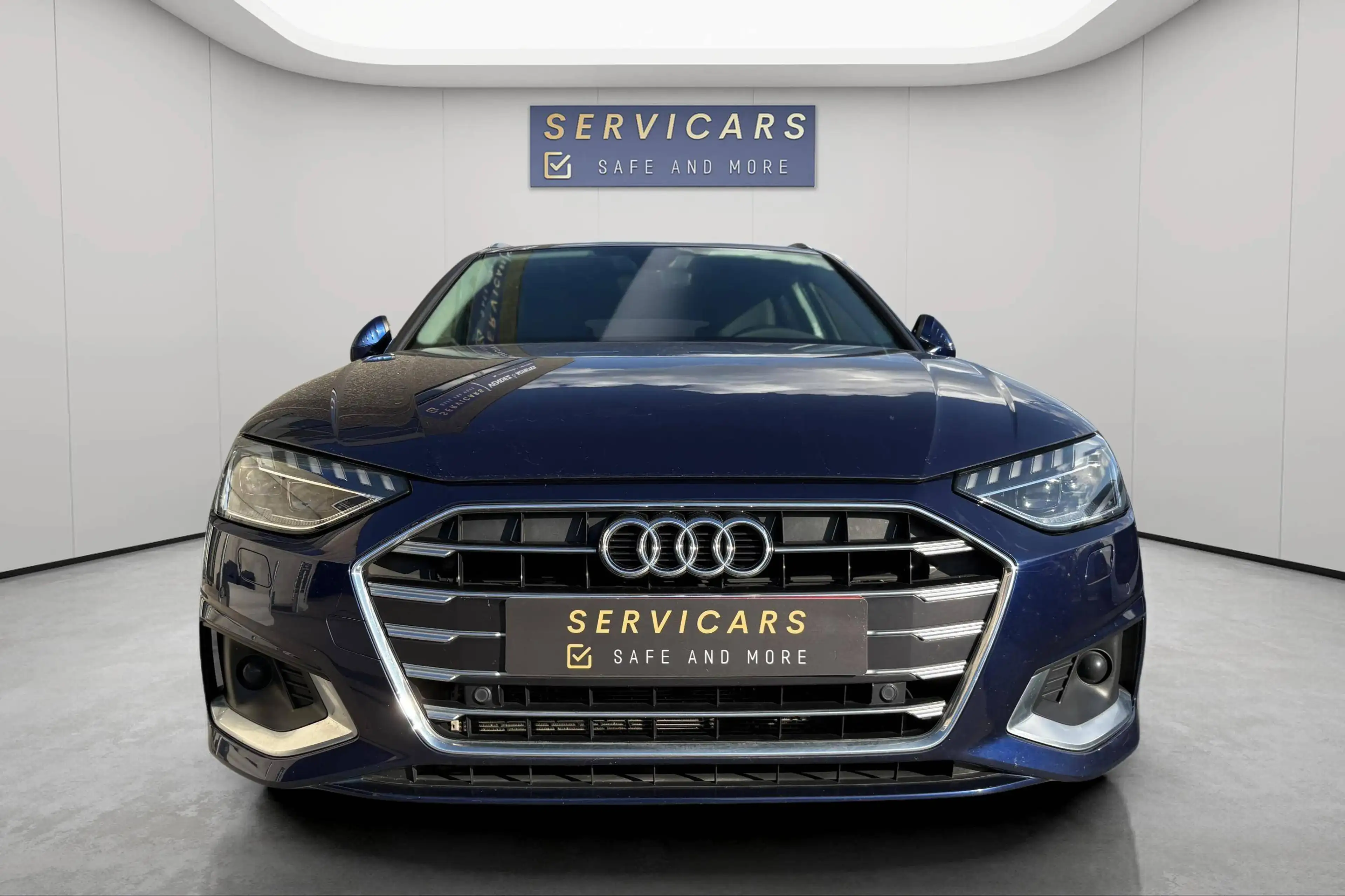 Audi A4 @ SERVICARS FLEURUS - AUDI A4 Avant 30 TDi Business Ed.Advanced S tr.- 12 Mois de garantie — photo 3