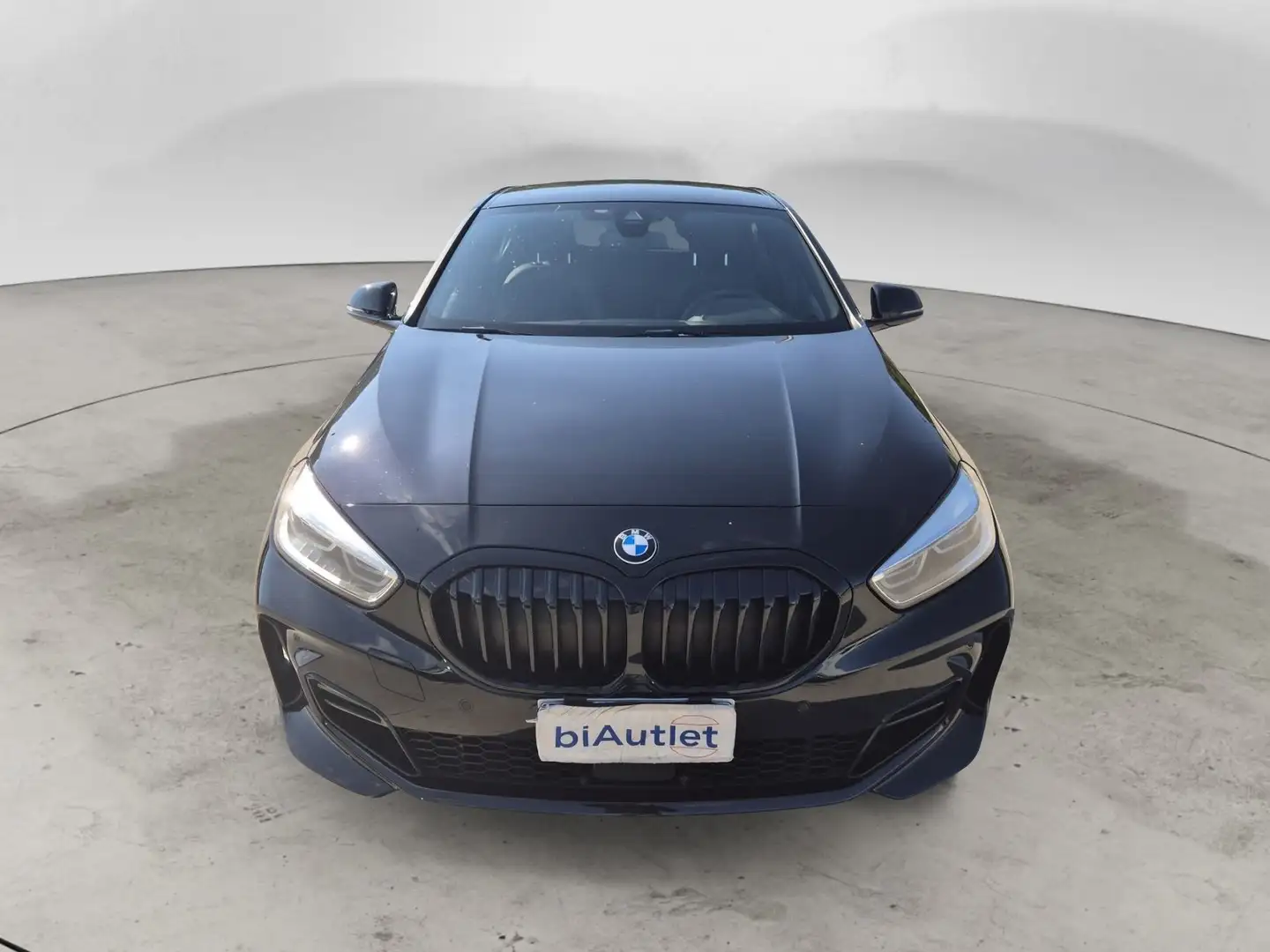 BMW 116 116d Msport auto Zwart - 2