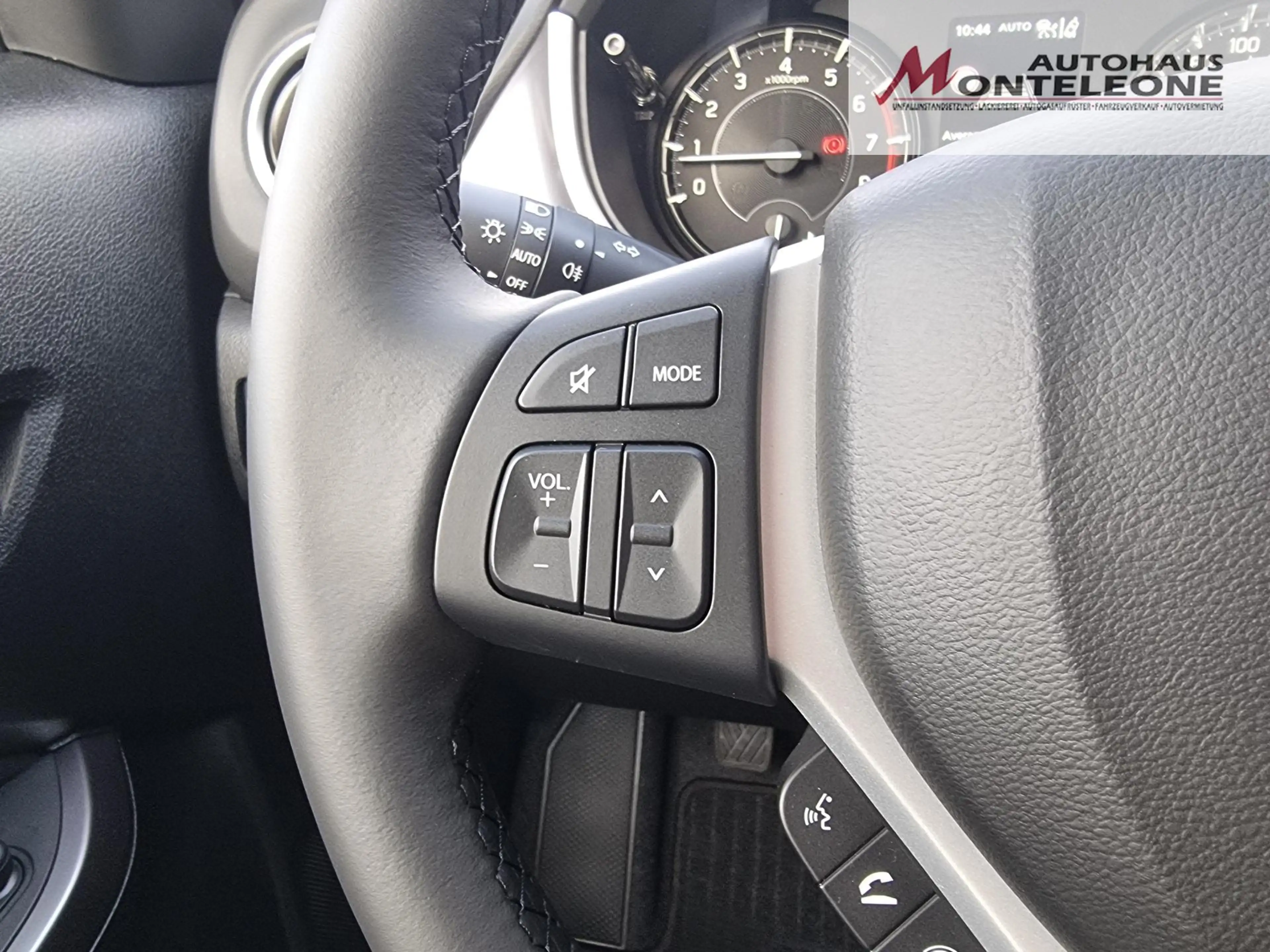 Suzuki Vitara Vitara Comfort 1.4 Allgrip | 4x4  | Navi |  LED — photo 16