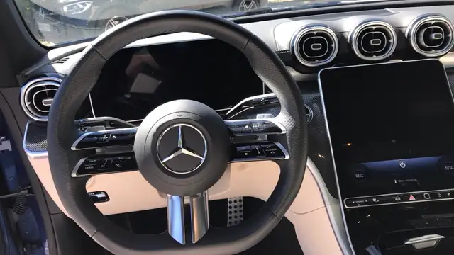 Mercedes-Benz CLE view 9