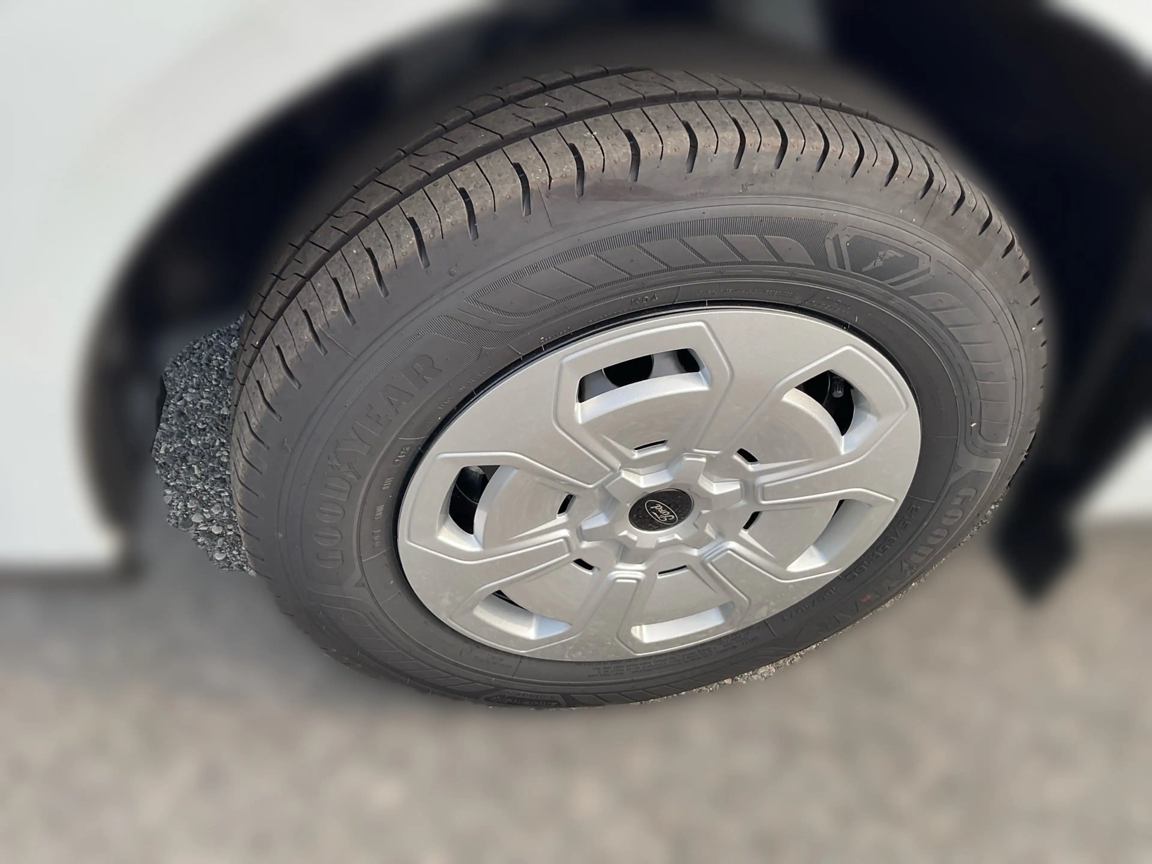 Ford Transit Custom 320 L1 Trend — photo 10