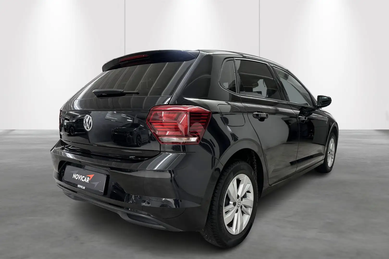 Volkswagen Polo 1.0 TSI DSG AUTOMAAT Zwart - 2