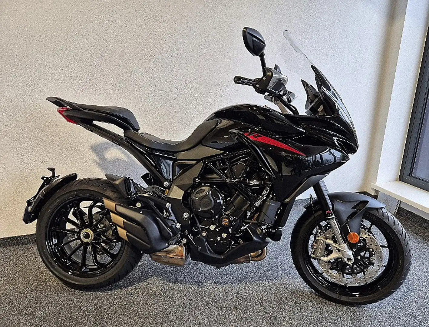 MV Agusta Turismo Veloce Černá - 2