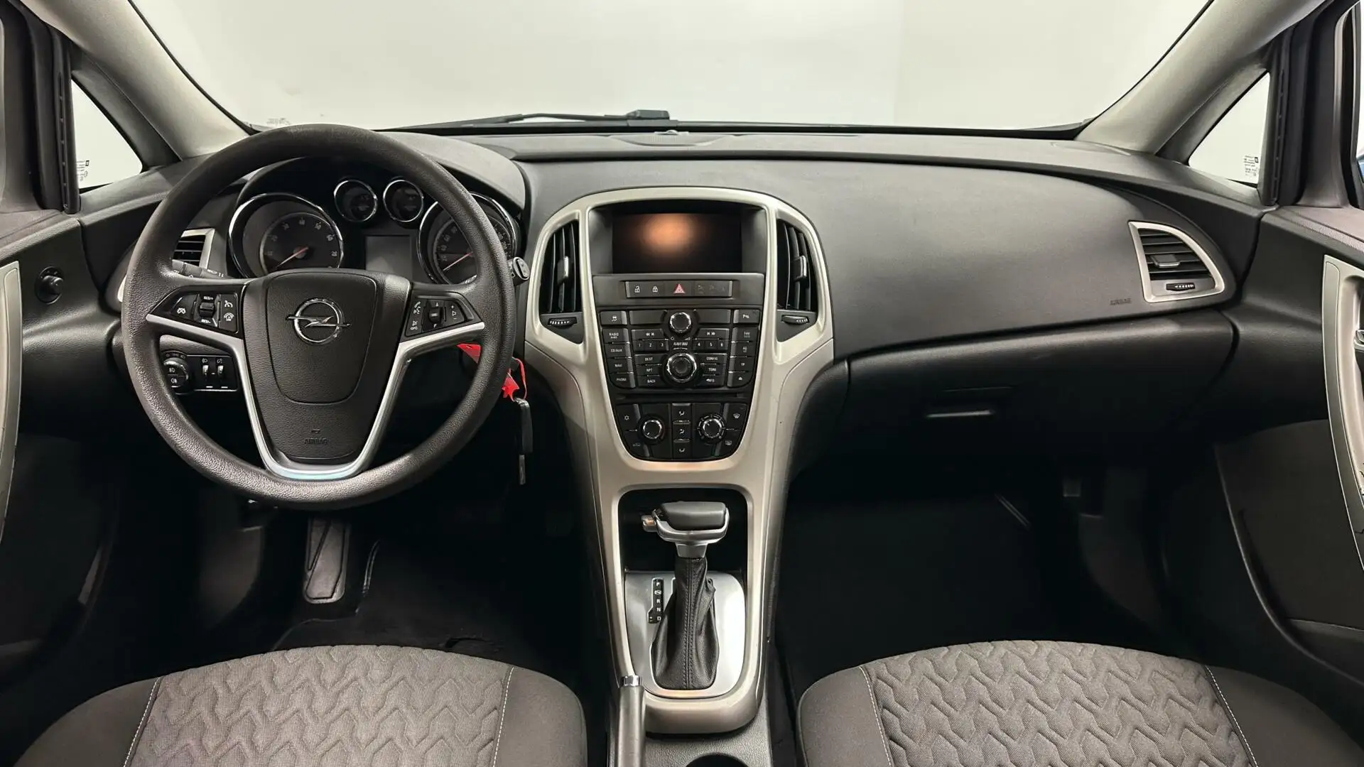 Opel Astra 1.4 Turbo Sport LM CRUISE NAVIGATIE TREKHAAK. Blauw - 2