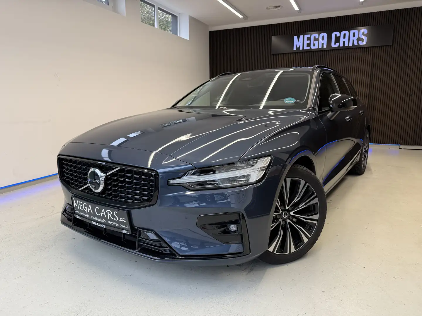 Volvo V60 Blau - 2