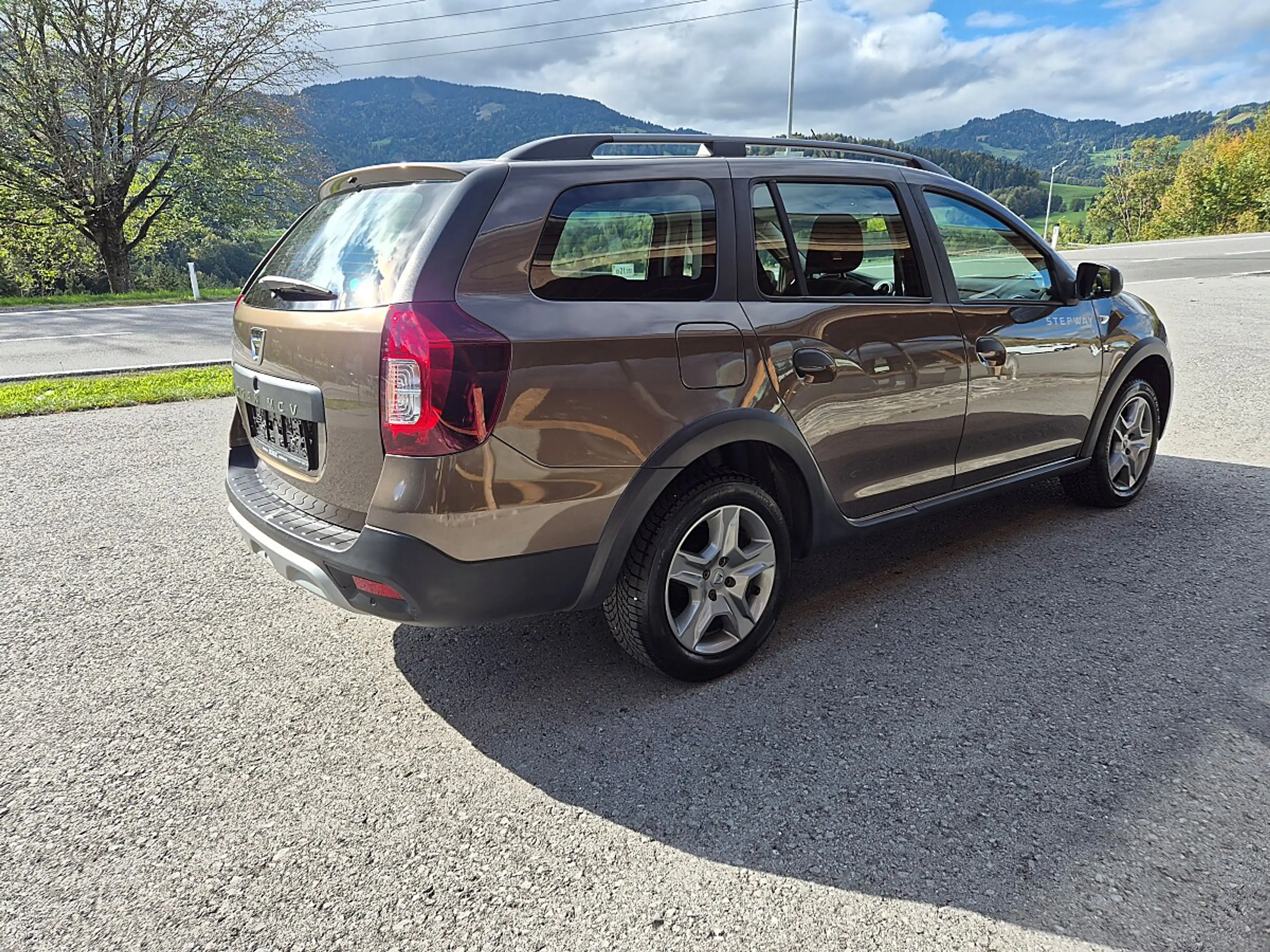 Dacia Logan MCV Stepway TCe 90 S&S — photo 5