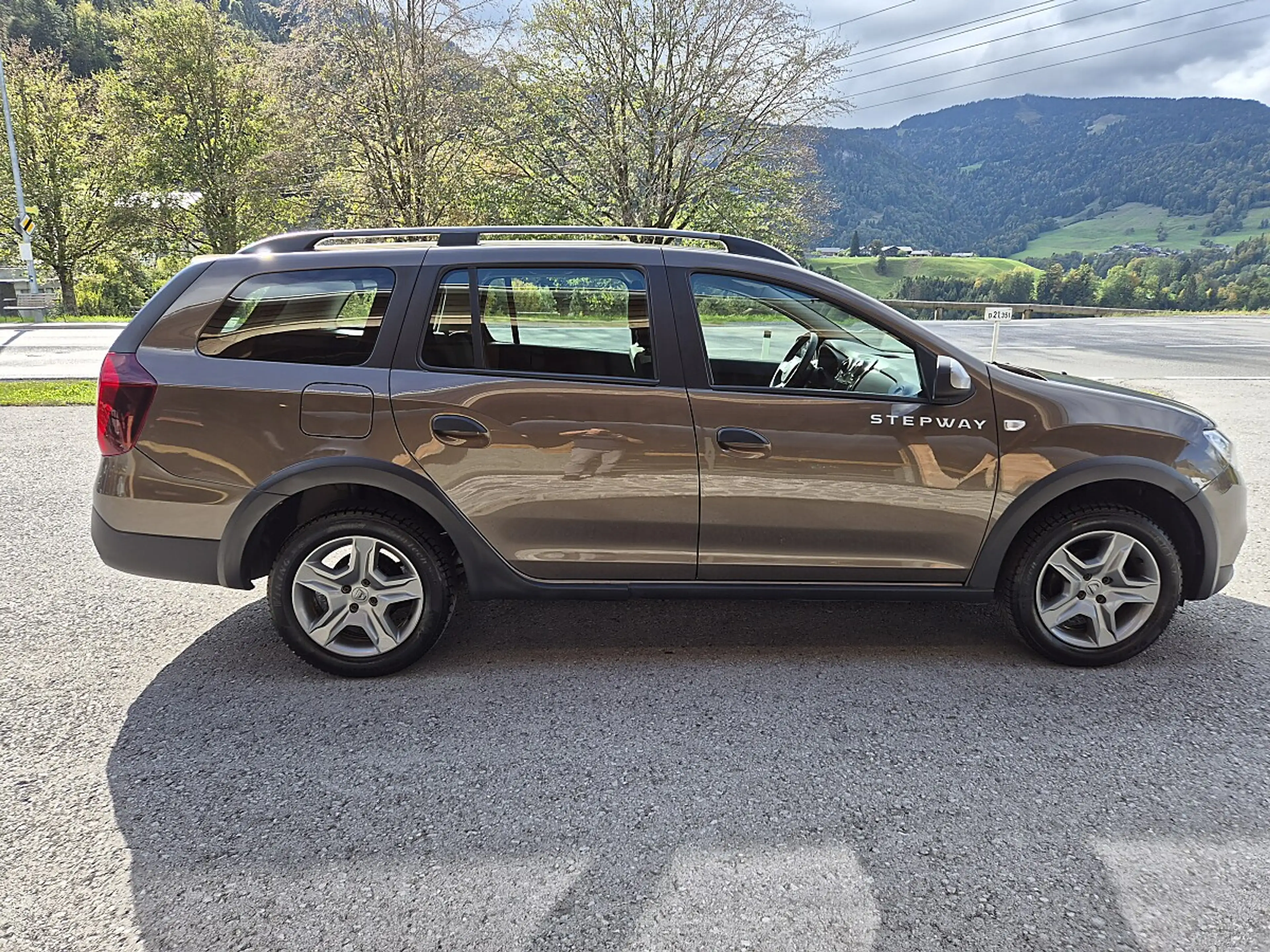 Dacia Logan MCV Stepway TCe 90 S&S — photo 6