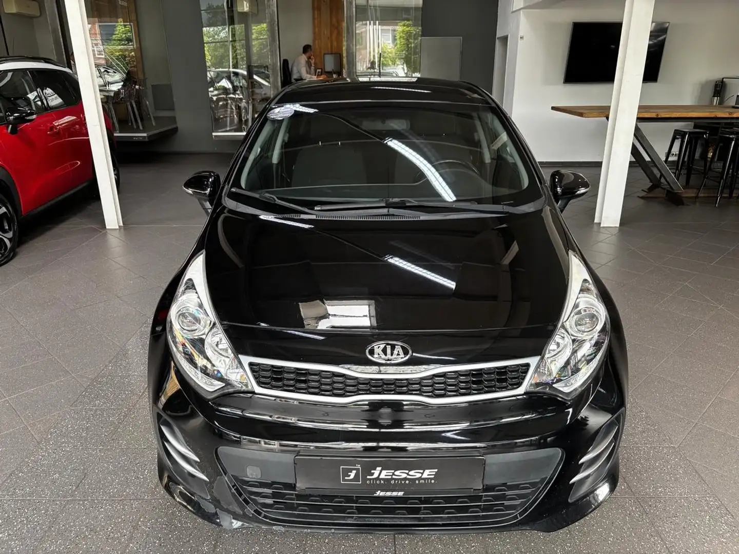 Kia Rio 1.4 Dream Team Navi Klima R.Cam Schwarz - 2