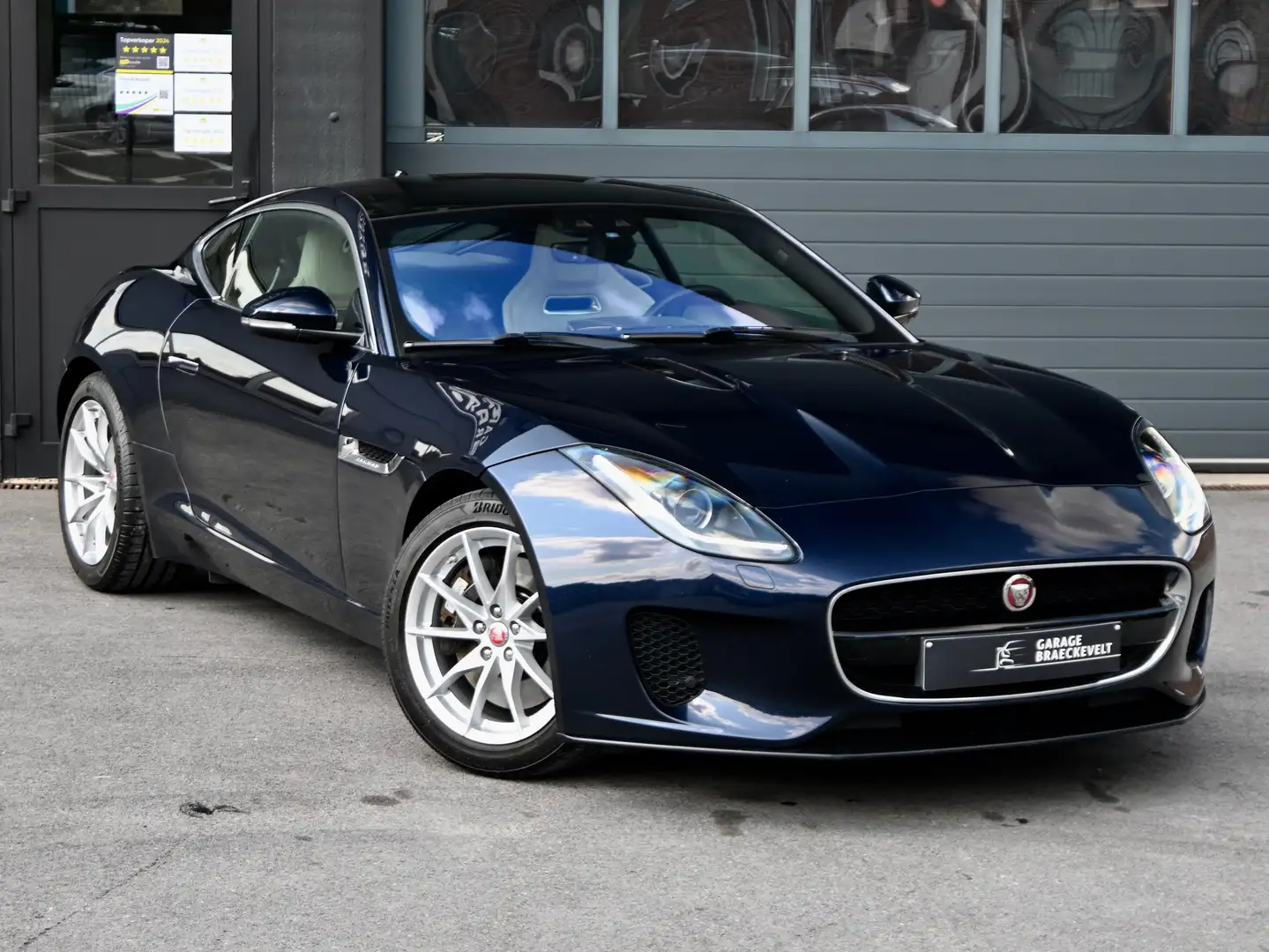 Jaguar F-Type P300 - Meridian - Kuipzetels - Camera -First owner Bleu - 2