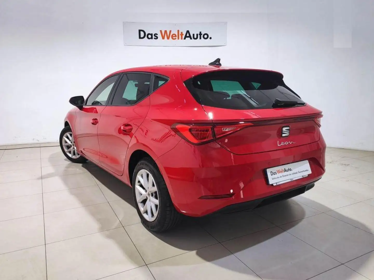 SEAT Leon 1.5 TSI S&S Style XS 130 Rot - 2