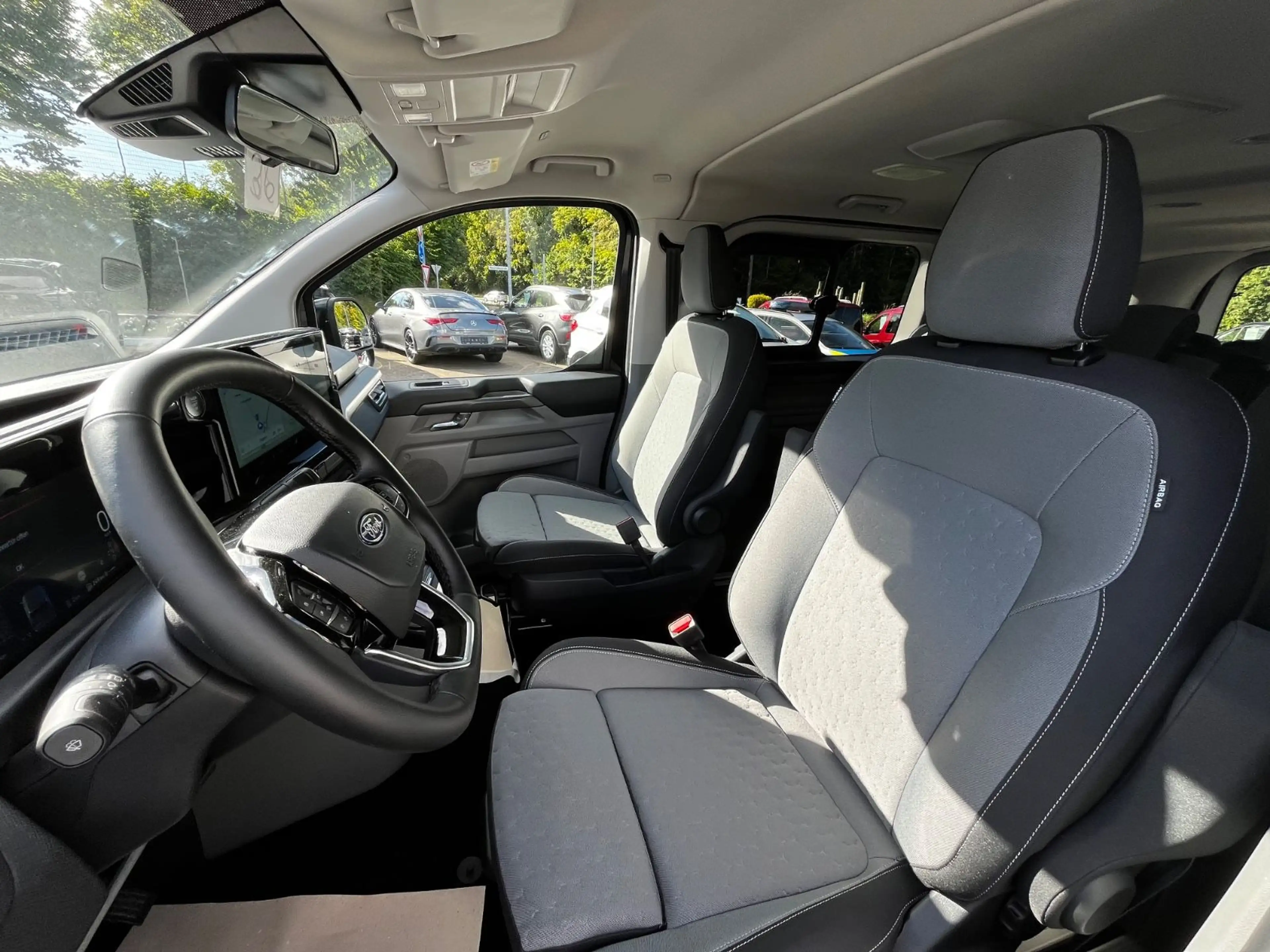 Ford Tourneo Custom PHEV 340 L1 Titanium, AHK elektr. — photo 8
