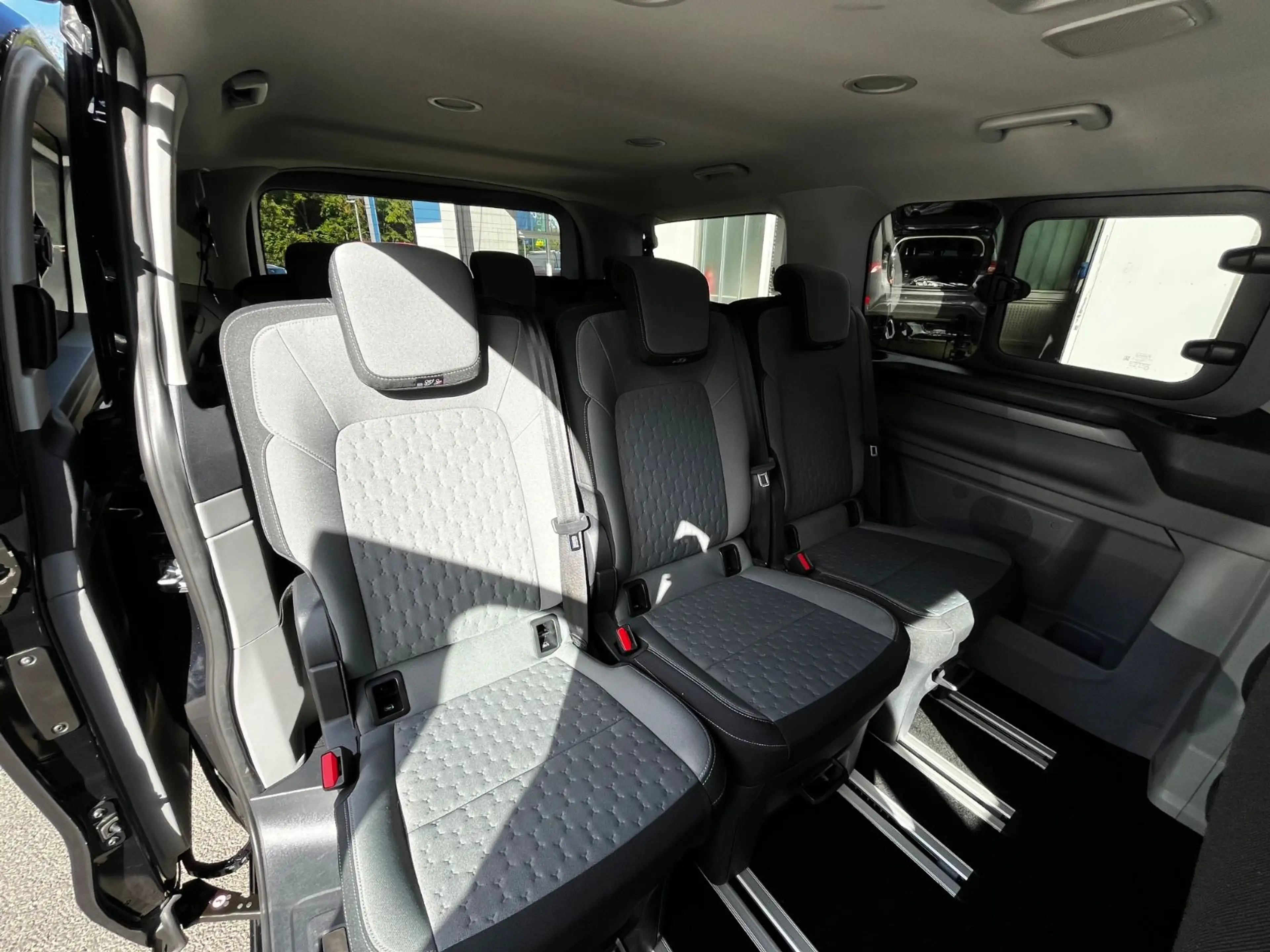Ford Tourneo Custom PHEV 340 L1 Titanium, AHK elektr. — photo 10