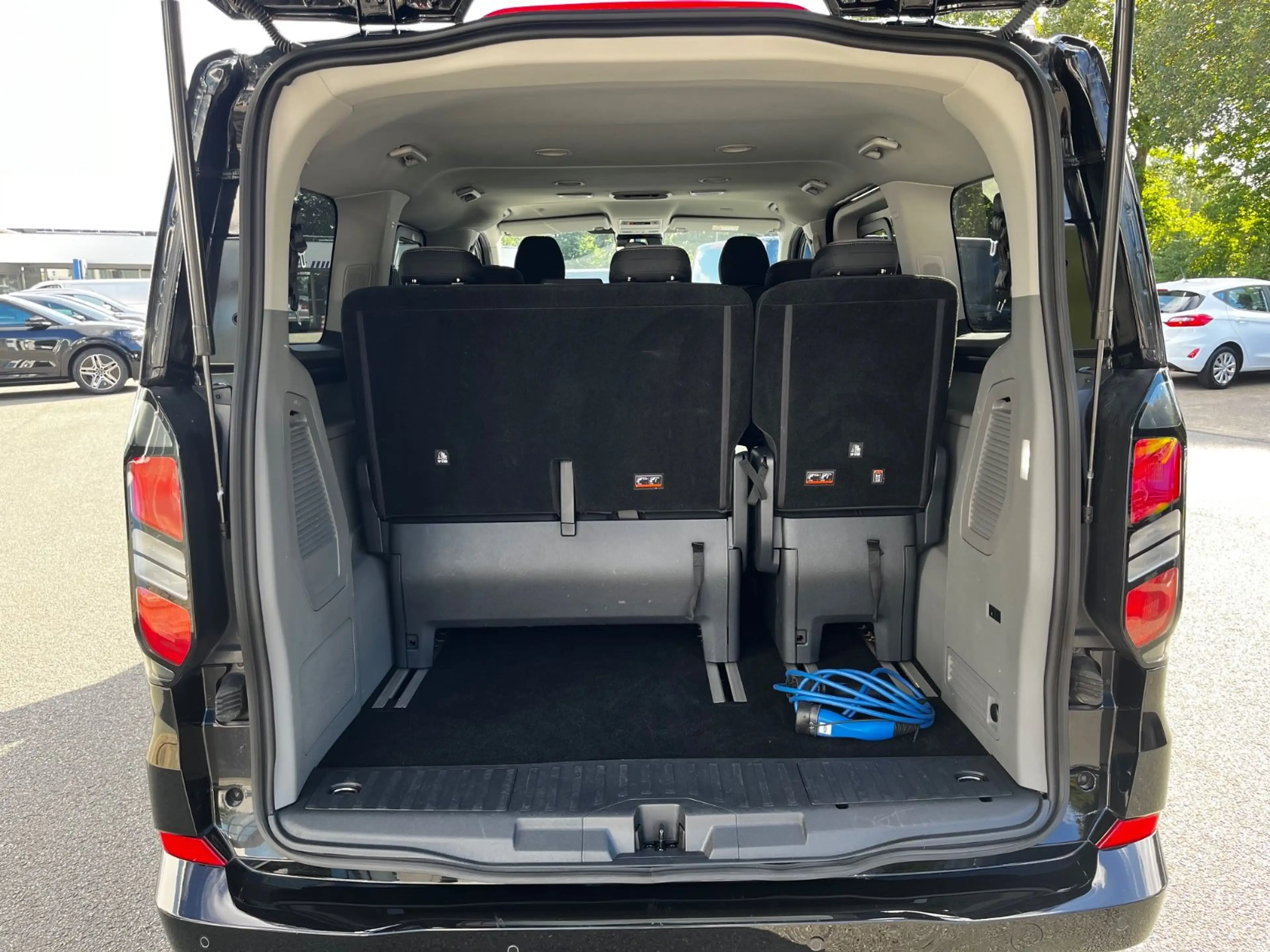 Ford Tourneo Custom PHEV 340 L1 Titanium, AHK elektr. — photo 9