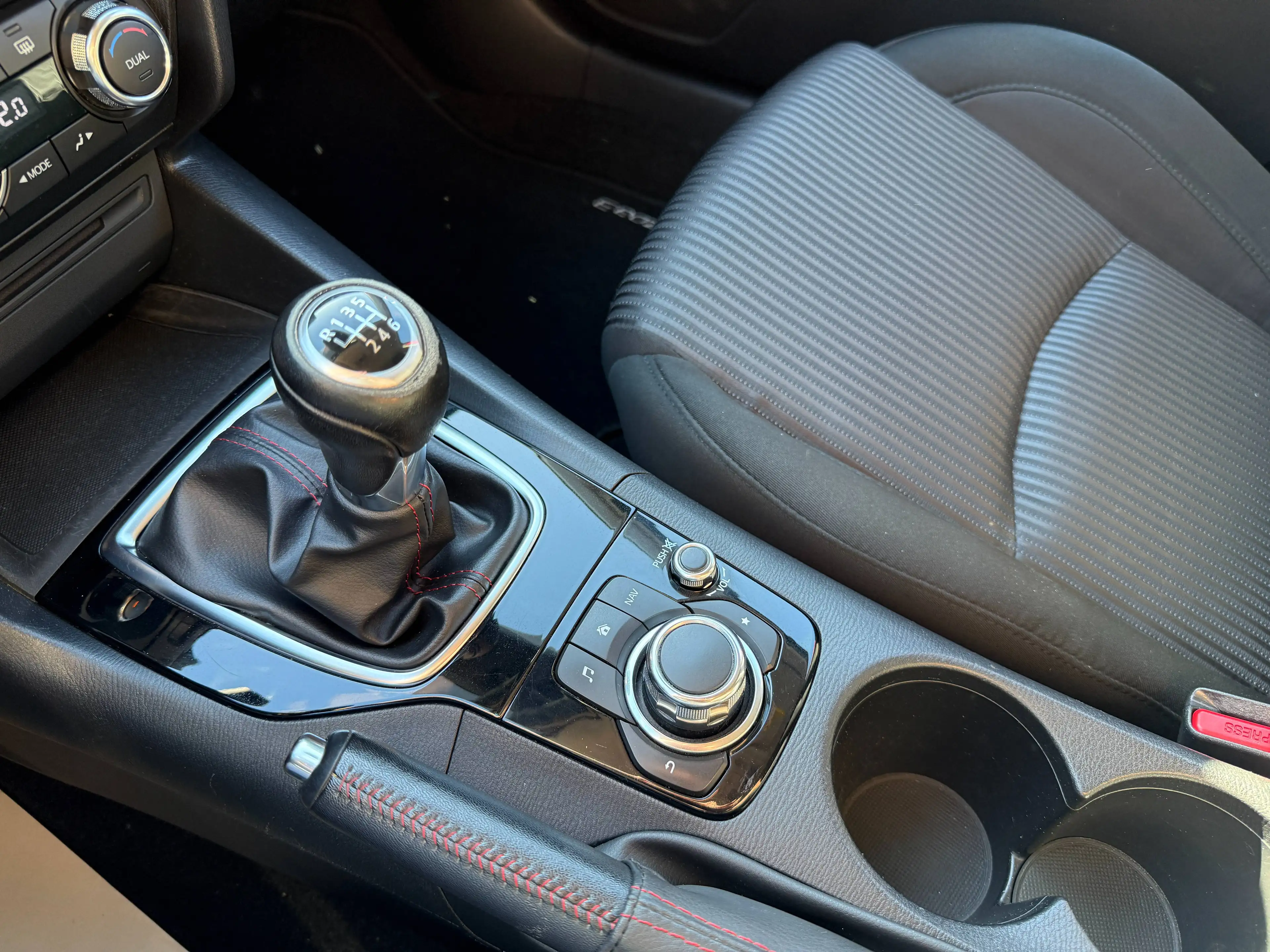 Mazda 3 Sport CD150 2.2 Attraction Navi Anhängekupplung — photo 14
